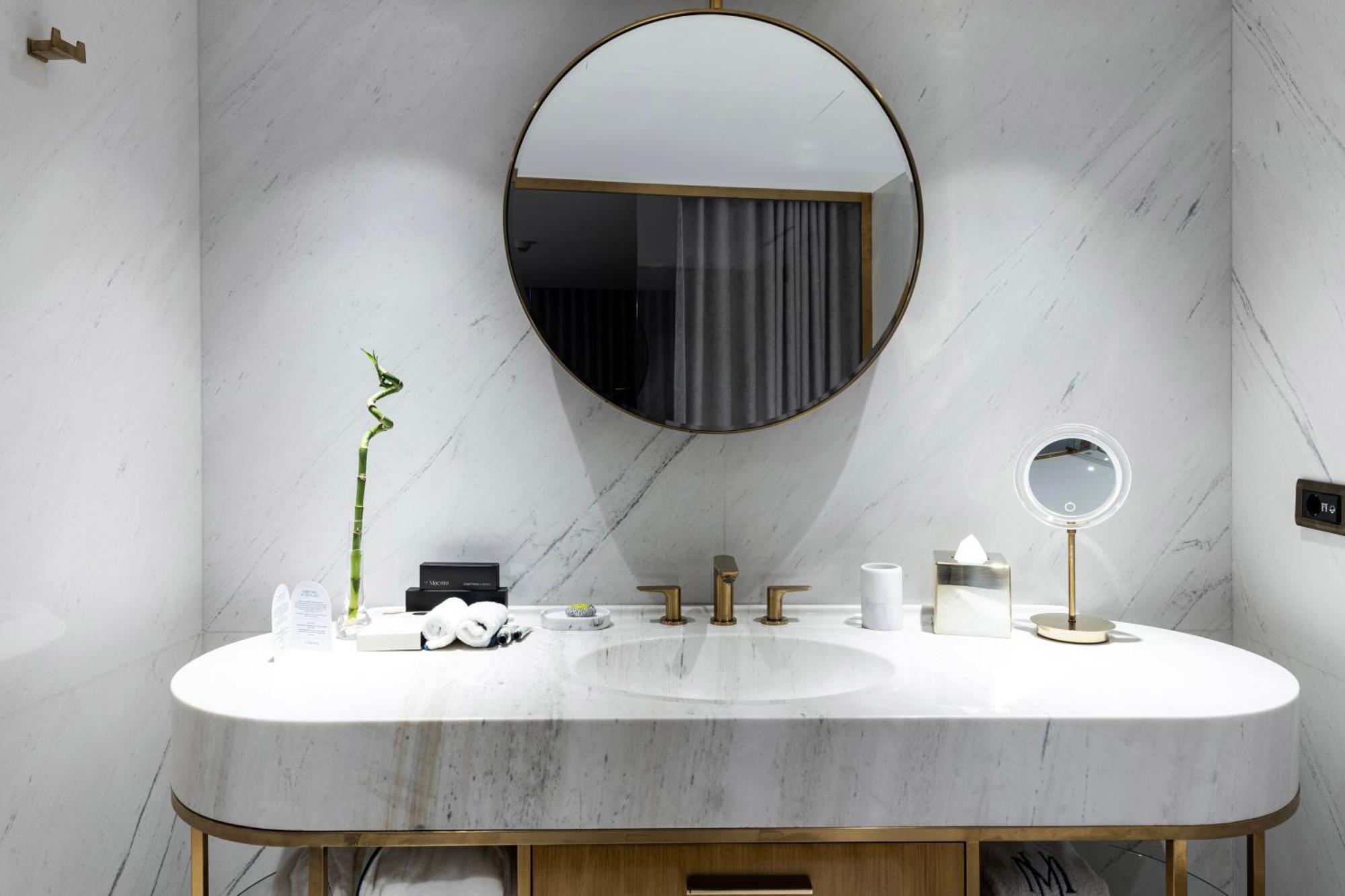 The Maestro Hotel Истанбул Екстериор снимка